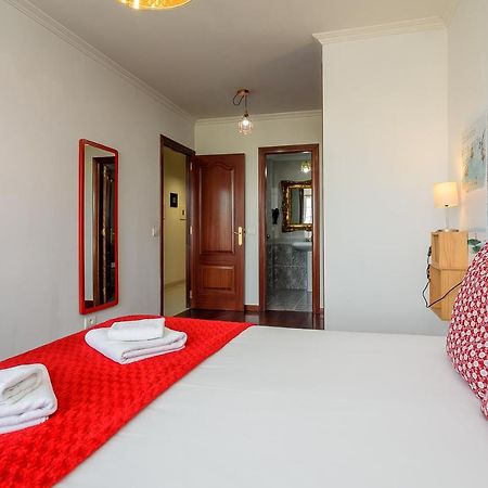 O Faro Apartments รีบาเดโอ ภายนอก รูปภาพ