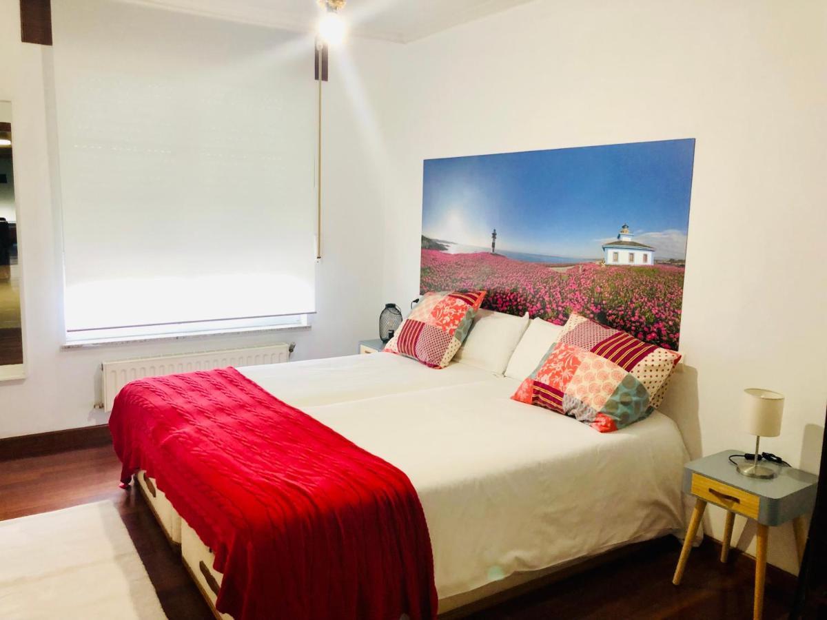 O Faro Apartments รีบาเดโอ ภายนอก รูปภาพ