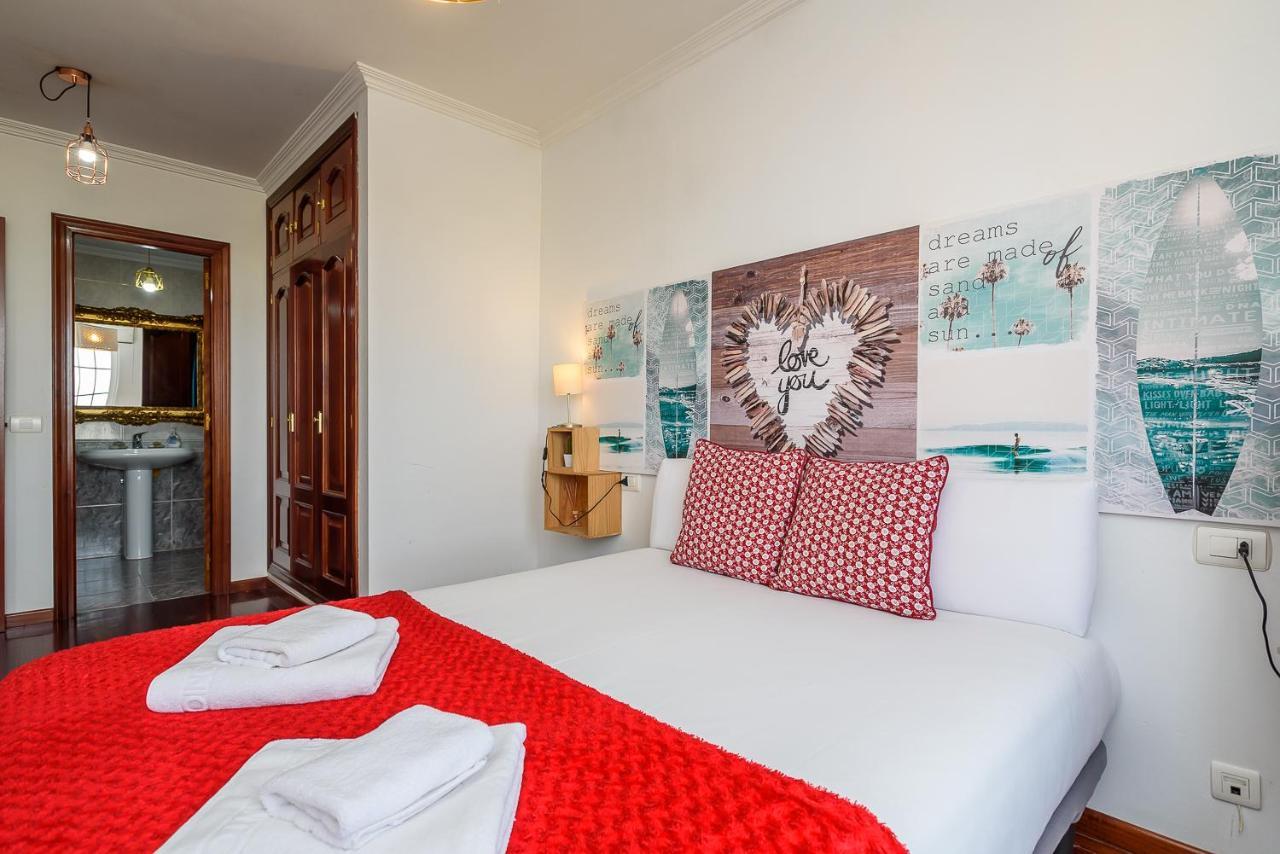 O Faro Apartments รีบาเดโอ ภายนอก รูปภาพ