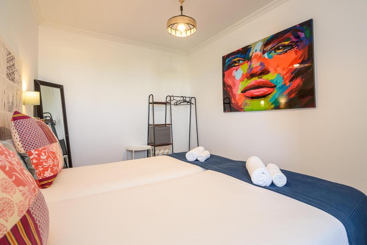 O Faro Apartments รีบาเดโอ ภายนอก รูปภาพ