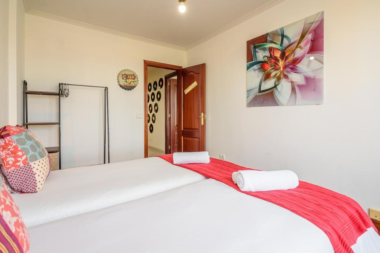 O Faro Apartments รีบาเดโอ ภายนอก รูปภาพ