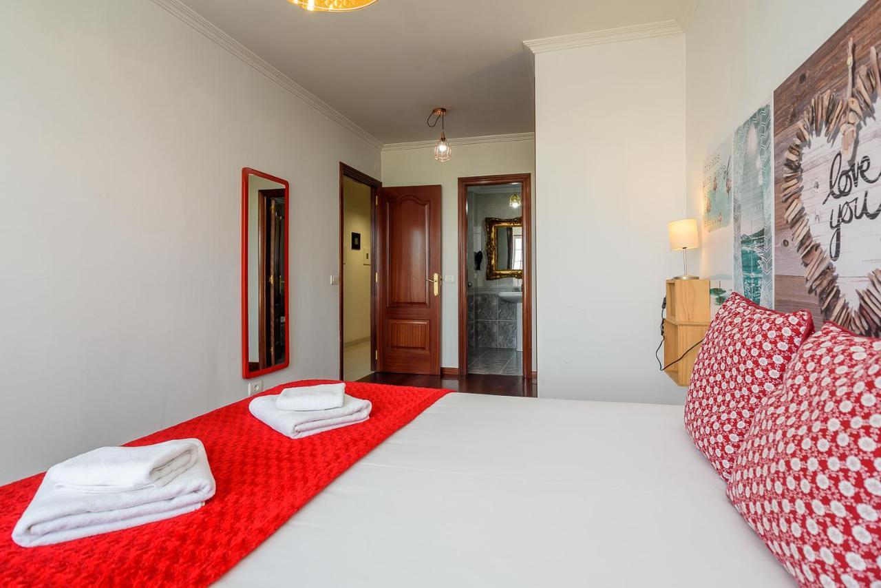 O Faro Apartments รีบาเดโอ ภายนอก รูปภาพ