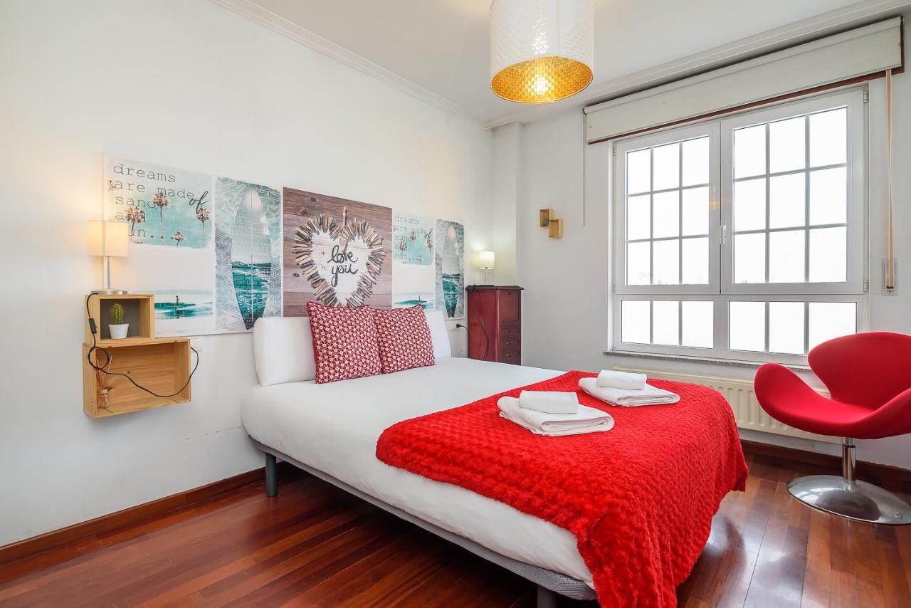 O Faro Apartments รีบาเดโอ ภายนอก รูปภาพ
