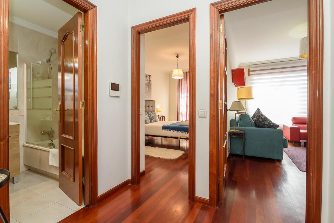 O Faro Apartments รีบาเดโอ ภายนอก รูปภาพ