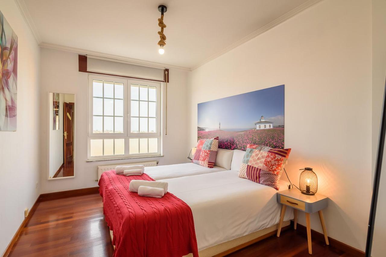 O Faro Apartments รีบาเดโอ ภายนอก รูปภาพ