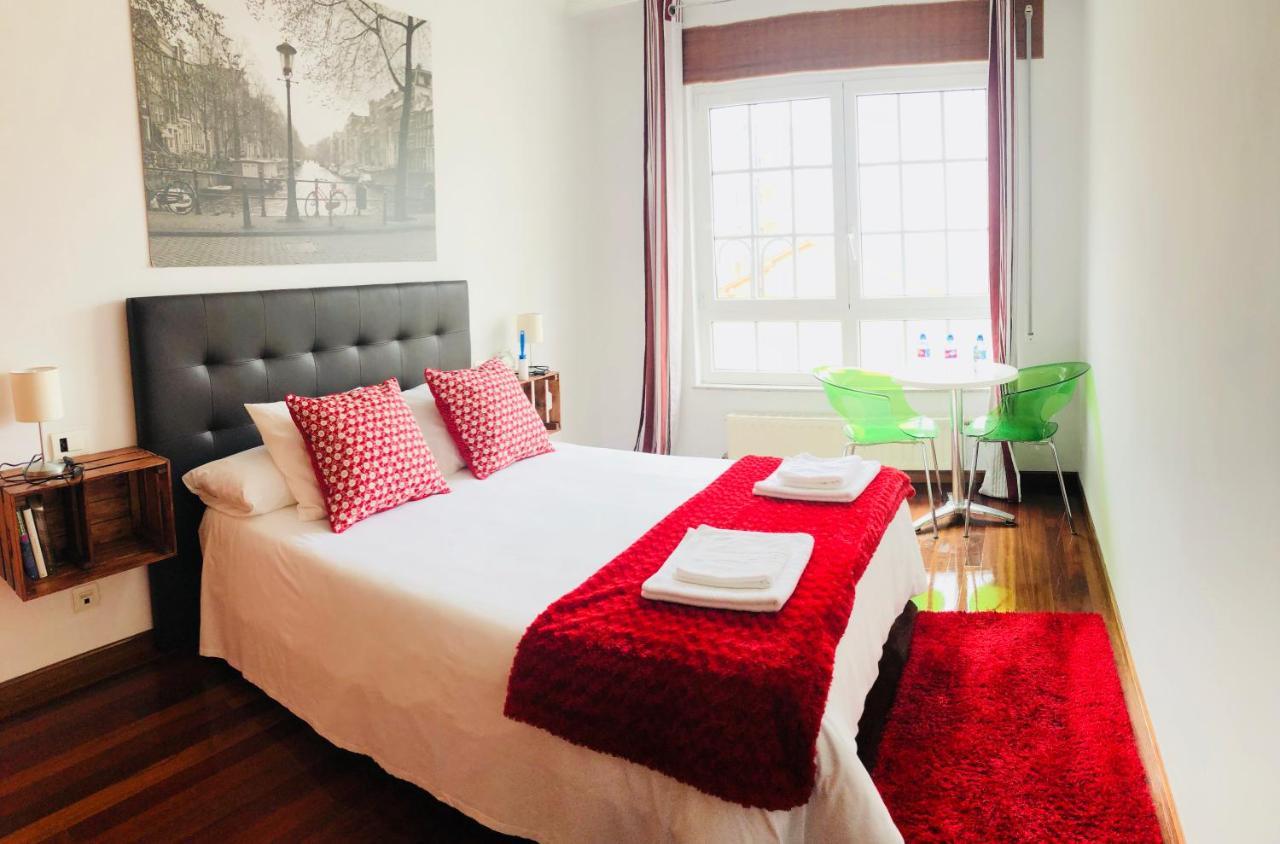 O Faro Apartments รีบาเดโอ ภายนอก รูปภาพ