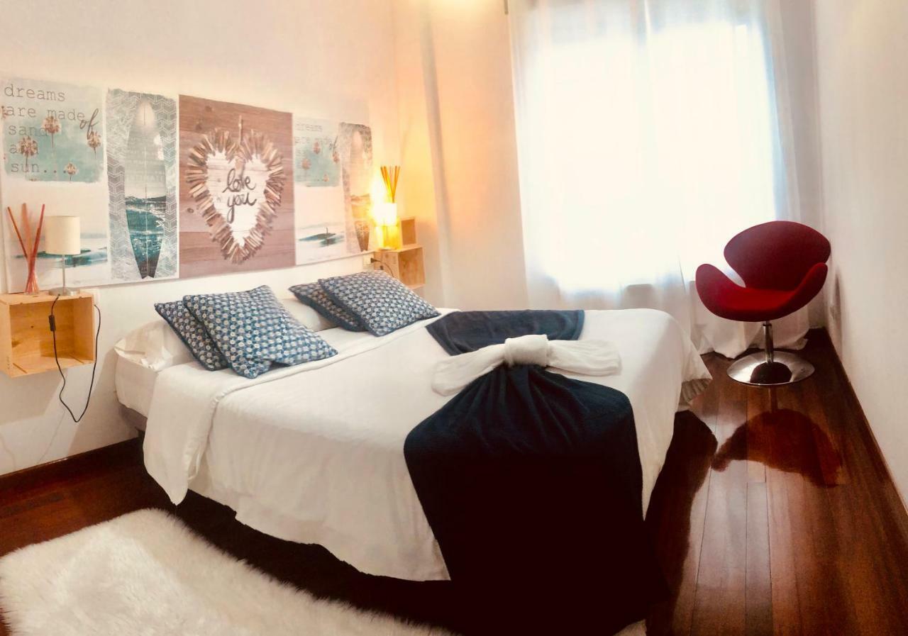 O Faro Apartments รีบาเดโอ ภายนอก รูปภาพ